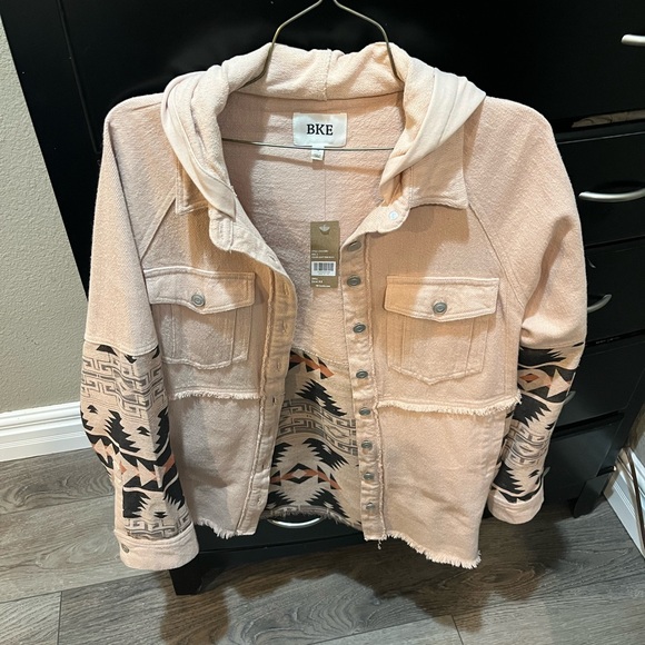 NWT Aztec Print Jacket - Picture 2 of 13